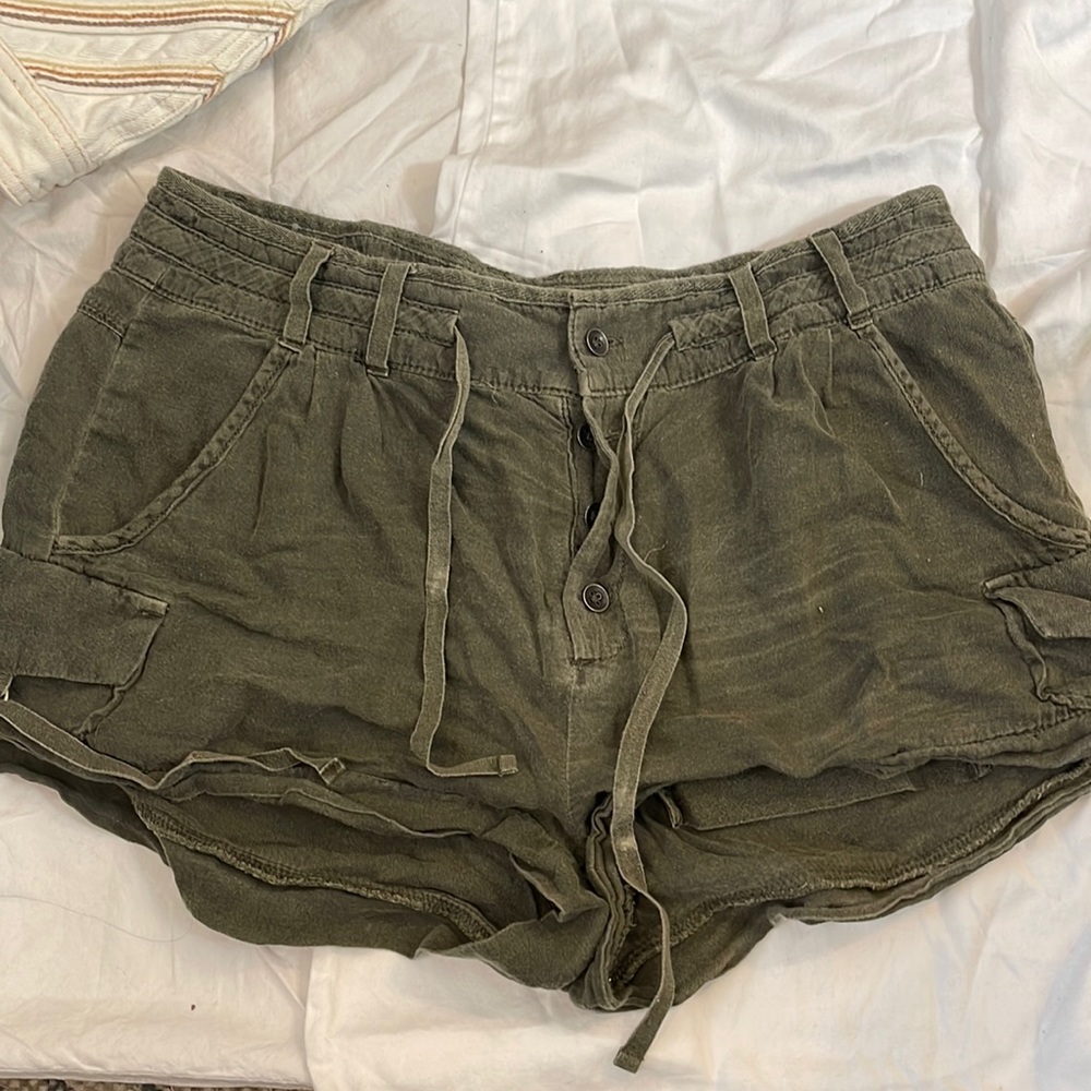 Free people cargo shorts army green